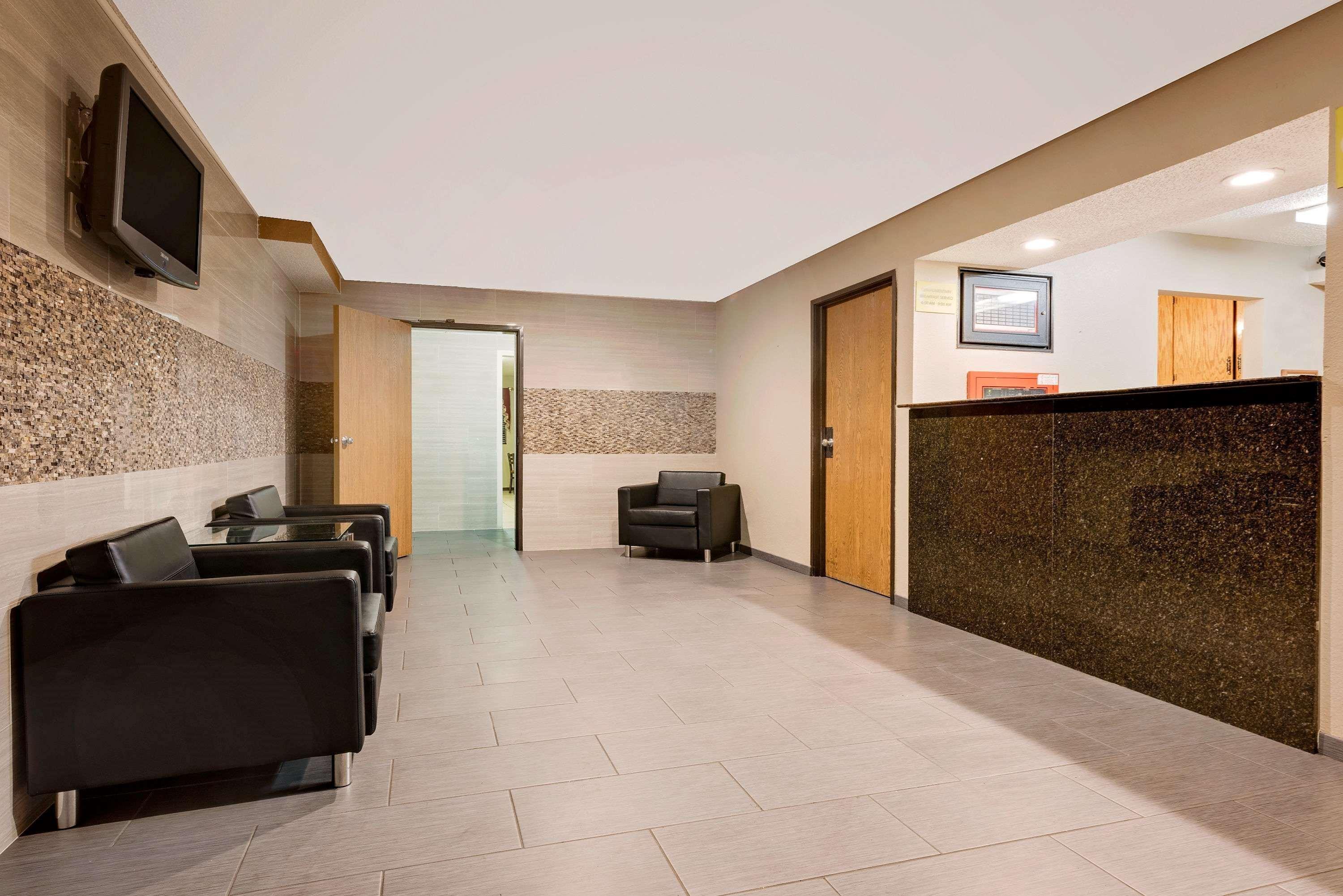 Hotel Super 8 By Wyndham Mentor/cleveland Area 2*