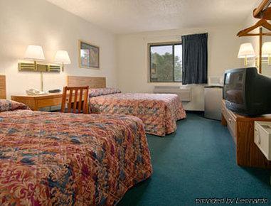 Super 8 By Wyndham Mentor/cleveland Area Mentor