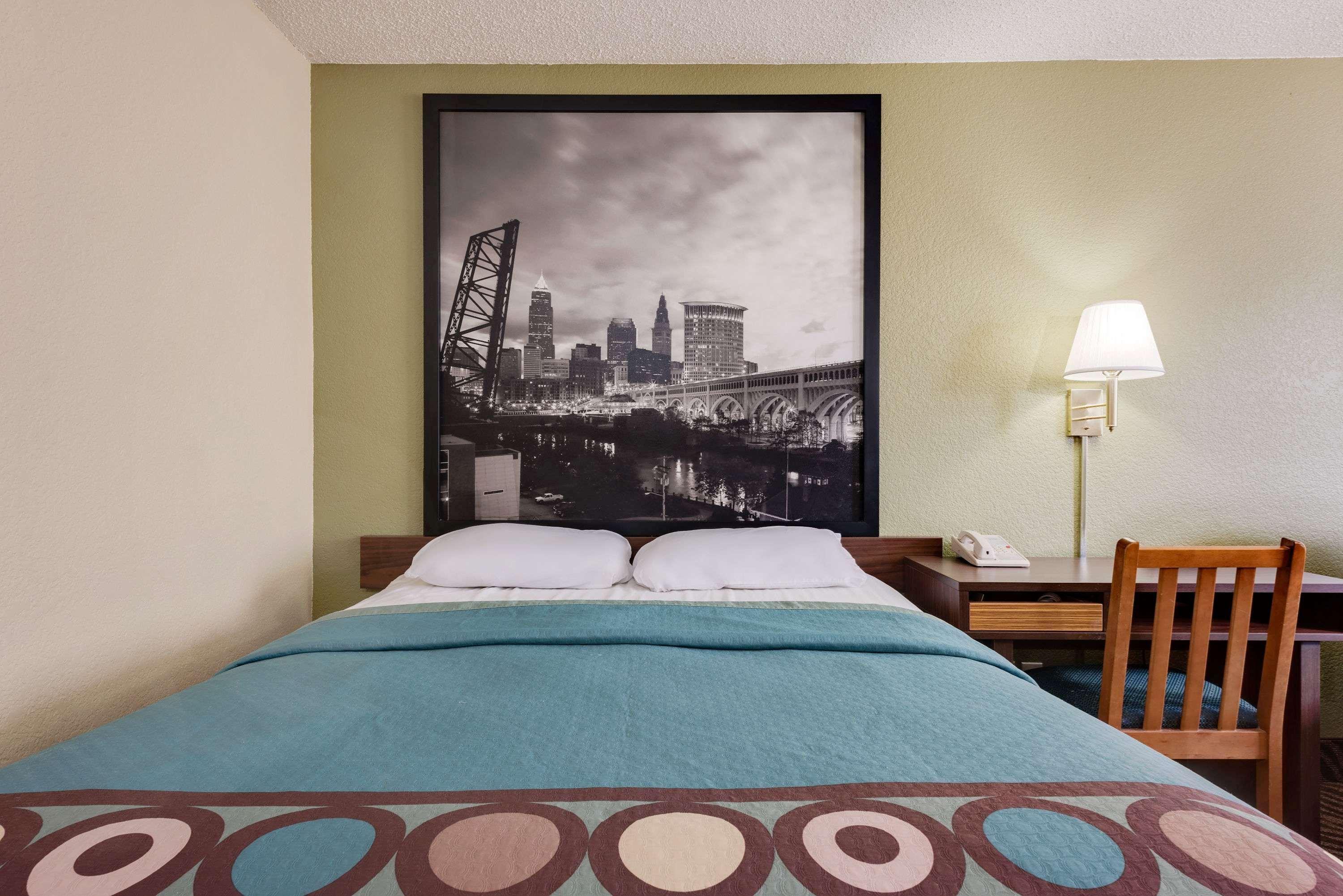 Super 8 By Wyndham Mentor/cleveland Area Hotel Mentor